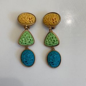 Oscar de la Renta clip on earrings